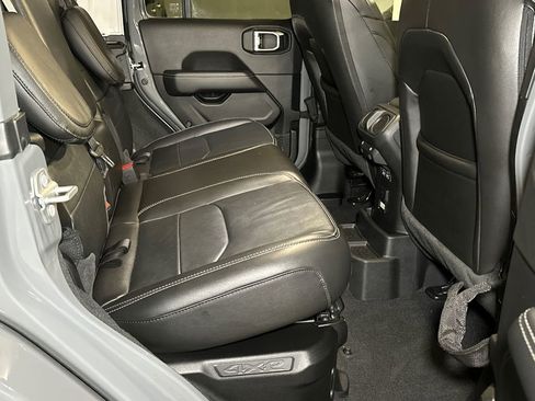 Used 2022 Jeep Wrangler Unlimited Sahara w/ Cold Weather Group image 12