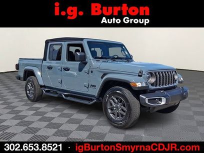 Used 2024 Jeep Gladiator Sport