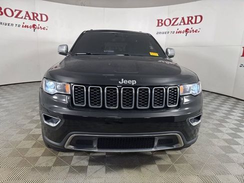 Used 2019 Jeep Grand Cherokee Limited w/ Trailer Tow Group IV image 2