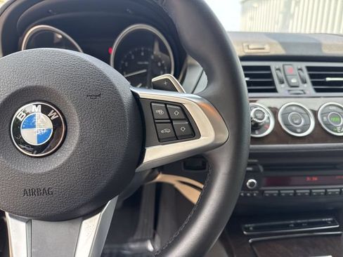 Used 2013 BMW Z4 sDrive28i RWD image 15