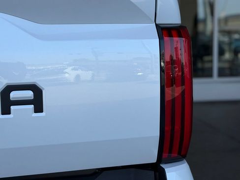 New 2026 Toyota Tundra Limited AWD/4WD image 12