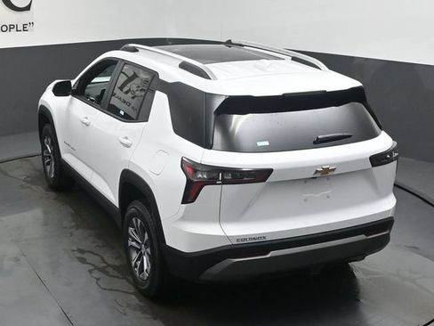 New 2027 Chevrolet Equinox LT w/ Convenience Package II FWD image 19