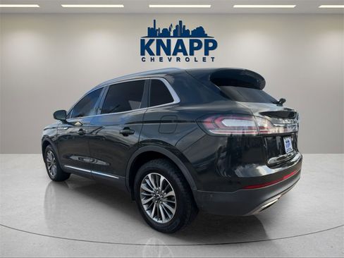 Used 2022 Lincoln Nautilus Reserve image 2