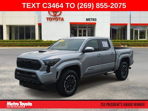 Used 2026 Toyota Tacoma TRD Sport AWD/4WD image 1