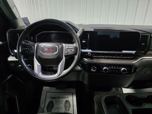 Used 2023 GMC Sierra 1500 Elevation AWD/4WD image 8
