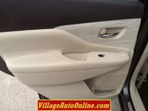 Used 2015 Nissan Murano Platinum w/ Platinum Technology Package image 30