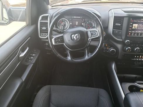 Used 2019 RAM 1500 Big Horn AWD/4WD image 17