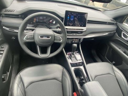 New 2026 Jeep Compass Latitude AWD/4WD image 11