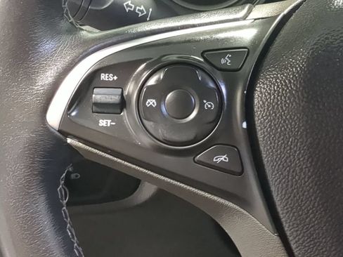 Used 2018 Buick Regal Preferred w/ Sights and Sounds Package FWD image 29