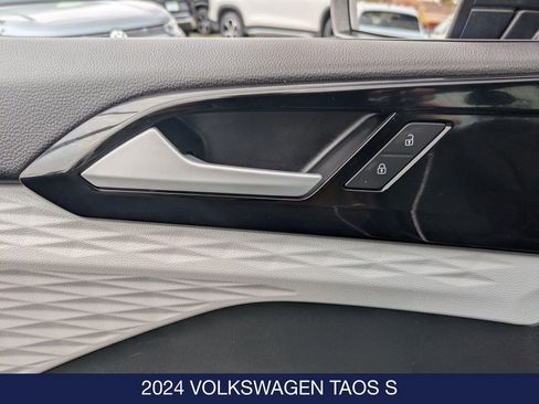 Used 2024 Volkswagen Taos S image 13