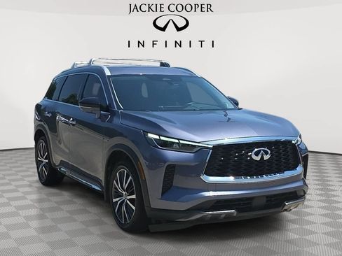 Certified 2023 INFINITI QX60 Sensory w/ Cargo Package AWD/4WD image 3