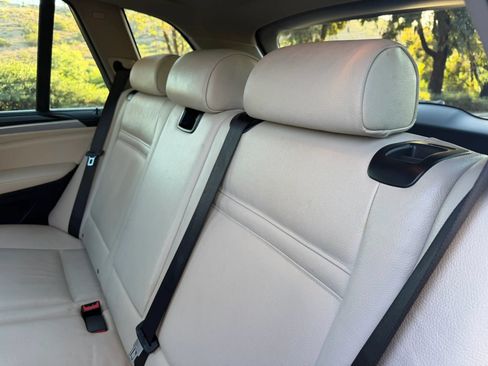 Used 2012 BMW X5 xDrive35i AWD/4WD image 16