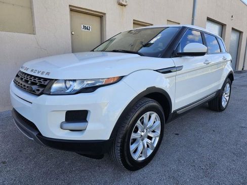 Used 2015 Land Rover Range Rover Evoque Pure image 2