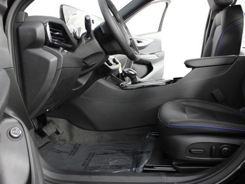 New 2026 Buick Envista Sport Touring w/ Convenience I Package FWD image 15