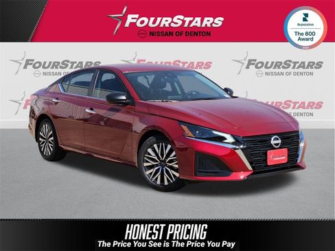 New 2025 Nissan Altima 2.5 SV image 1