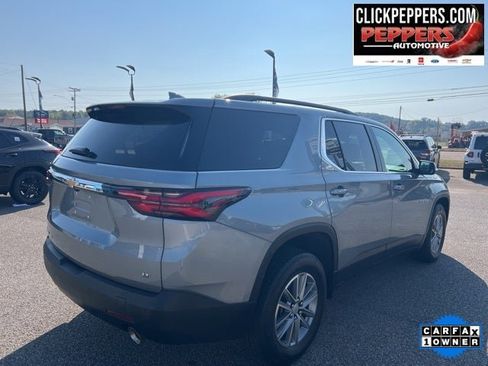 Used 2023 Chevrolet Traverse LT image 6