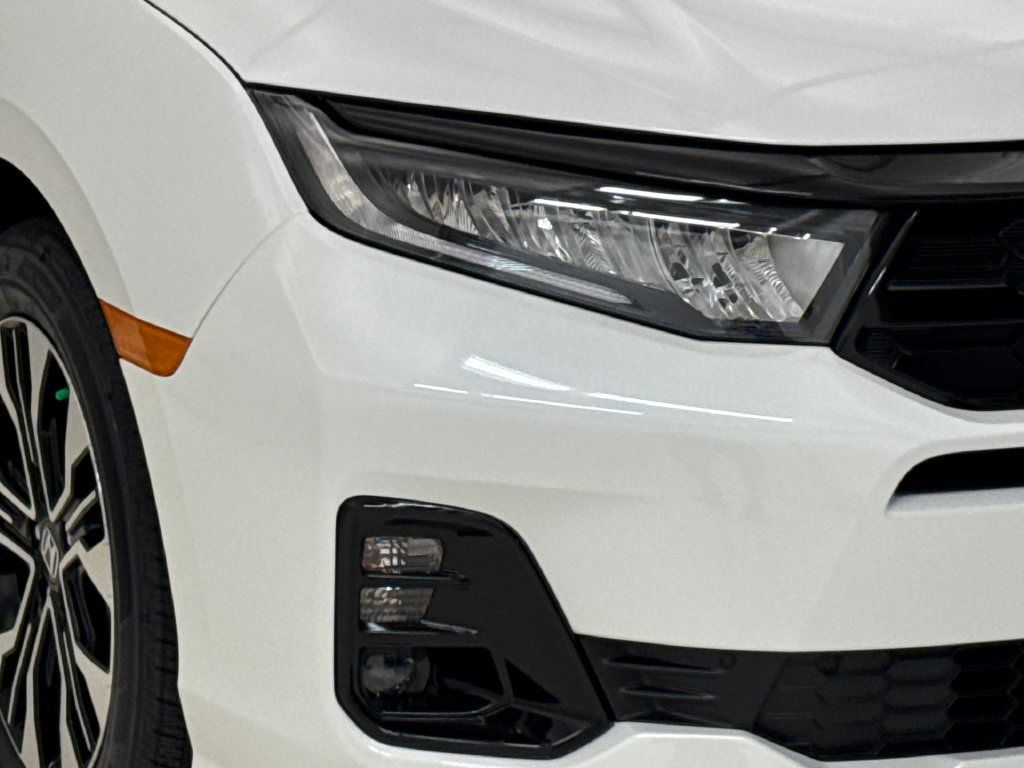 Used 2026 Honda Odyssey Elite image 5