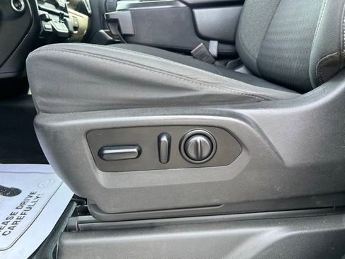 Used 2021 GMC Sierra 1500 SLE w/ Preferred Package image 19