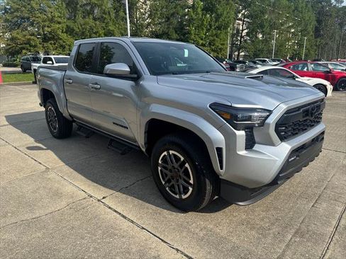Certified 2026 Toyota Tacoma TRD Sport RWD image 9