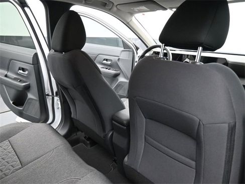 New 2026 Nissan Kicks SV image 24