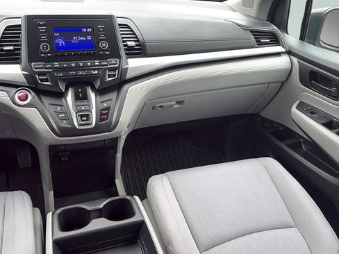 Used 2022 Honda Odyssey LX image 15