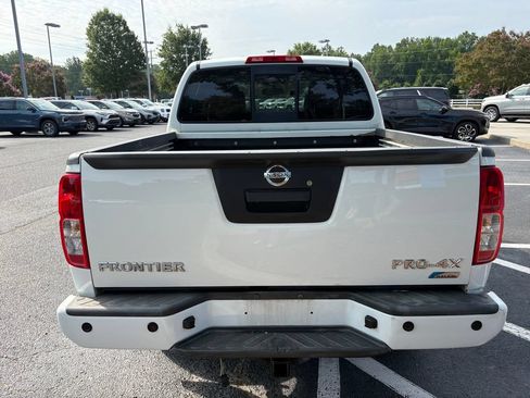 Used 2017 Nissan Frontier PRO-4X w/ Pro-4x Luxury Package AWD/4WD image 7