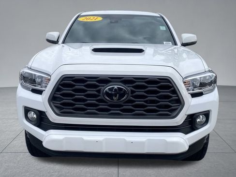 Used 2021 Toyota Tacoma TRD Sport image 17