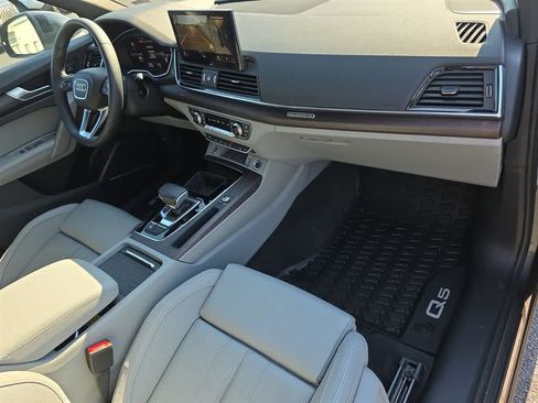 Used 2021 Audi Q5 Prestige AWD/4WD image 17
