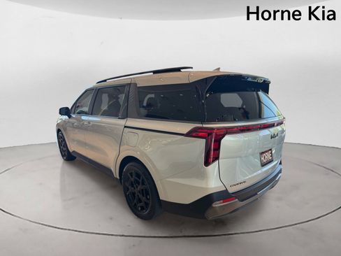 New 2026 Kia Carnival SX w/ SX Dark Edition Package FWD image 5