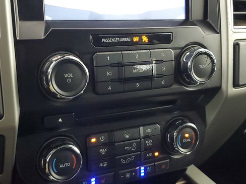 Used 2018 Ford F150 Lariat AWD/4WD image 27