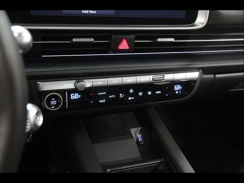 Certified 2023 Hyundai Ioniq 6 Limited AWD/4WD image 15