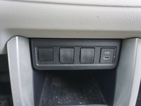 Used 2024 Toyota Corolla Cross L FWD image 14