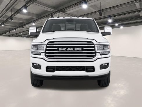 Used 2023 RAM 2500 Limited AWD/4WD image 5