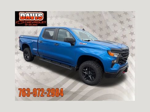 Used 2022 Chevrolet Silverado 1500 Custom Trail Boss w/ LPO, Dark Essentials Package AWD/4WD image 1