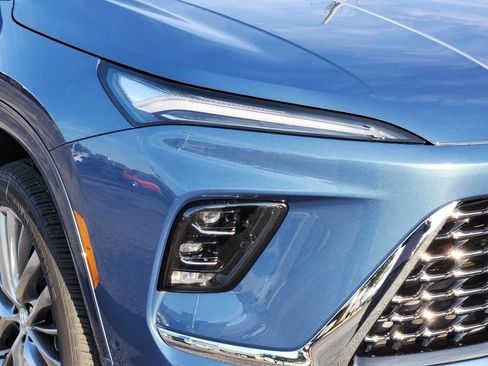 New 2026 Buick Enclave Avenir w/ Super Cruise Package image 10