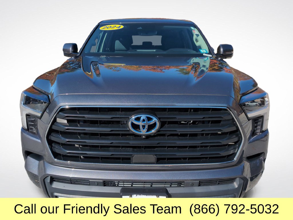 Used 2024 Toyota Sequoia SR5 w/ TRD Off-Road Package AWD/4WD image 10