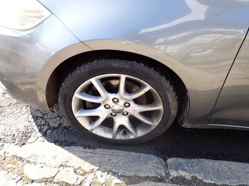 Used 2013 Dodge Dart SXT w/ Popular Equipment Group image 21