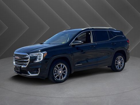 Certified 2024 GMC Terrain SLT AWD/4WD image 34