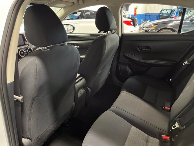 Used 2025 Nissan Sentra SV FWD image 18
