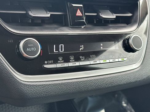 Certified 2025 Toyota Corolla LE image 20