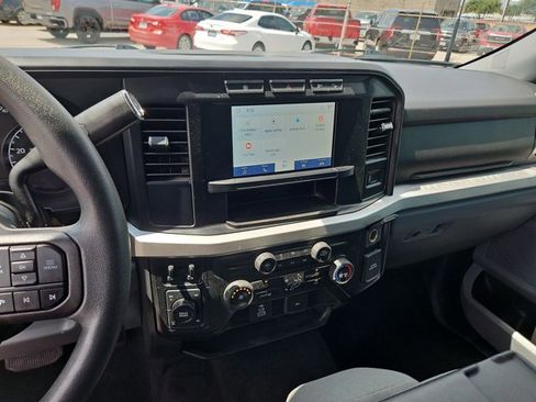 Used 2024 Ford F250 XLT w/ FX4 Off-Road Package AWD/4WD image 10