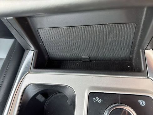 Used 2022 Ford Explorer XLT w/ Equipment Group 202A image 42