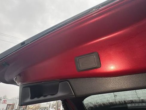 Used 2024 Toyota RAV4 XLE w/ Convenience Package image 38