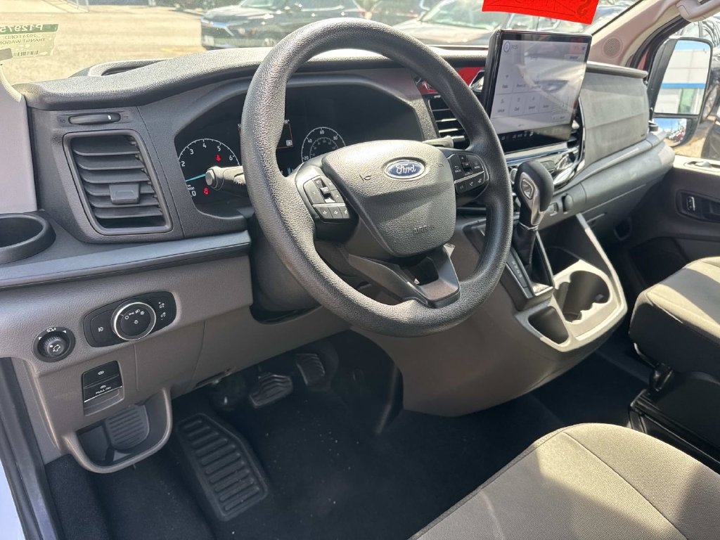 Used 2024 Ford Transit 350 XLT RWD image 18