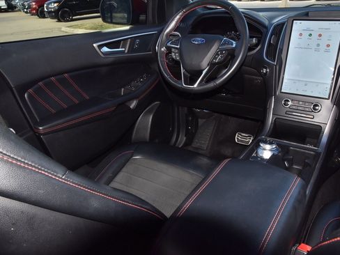 Certified 2022 Ford Edge ST-Line image 15