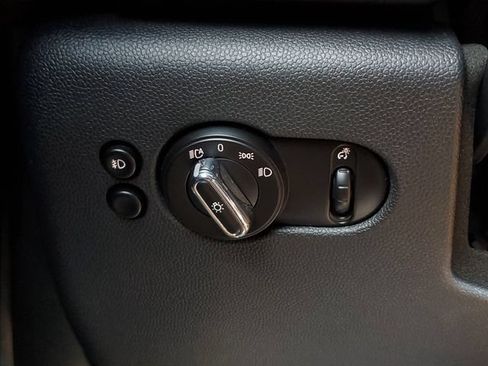 Used 2018 MINI Cooper S FWD image 28