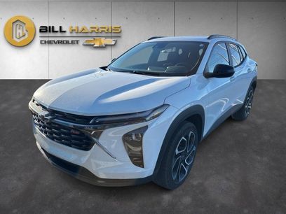 Used 2025 Chevrolet Trax RS w/ Sunroof Package