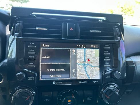 Used 2020 Toyota 4Runner Venture w/ Moonroof Package AWD/4WD image 28