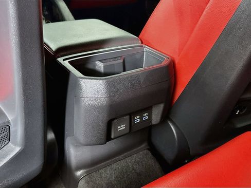 Certified 2025 Toyota Tacoma TRD Pro AWD/4WD image 28