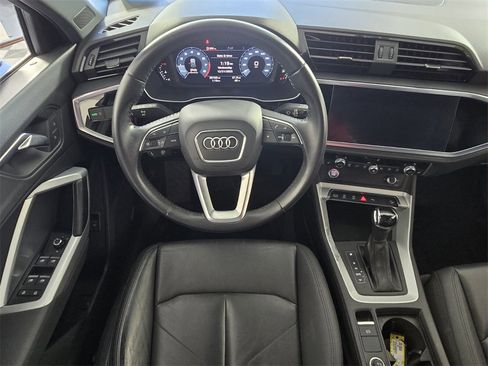 Used 2020 Audi Q3 2.0T Premium w/ Convenience Package image 10